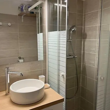 La Bartavelle - Petit Duplex Avec Balcon A Proximite Des Pistes Apartment