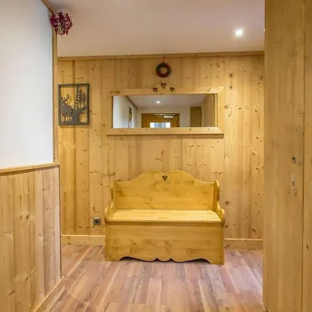 Apartment La Bartavelle - Petit Duplex Avec Balcon A Proximite Des Pistes Courchevel